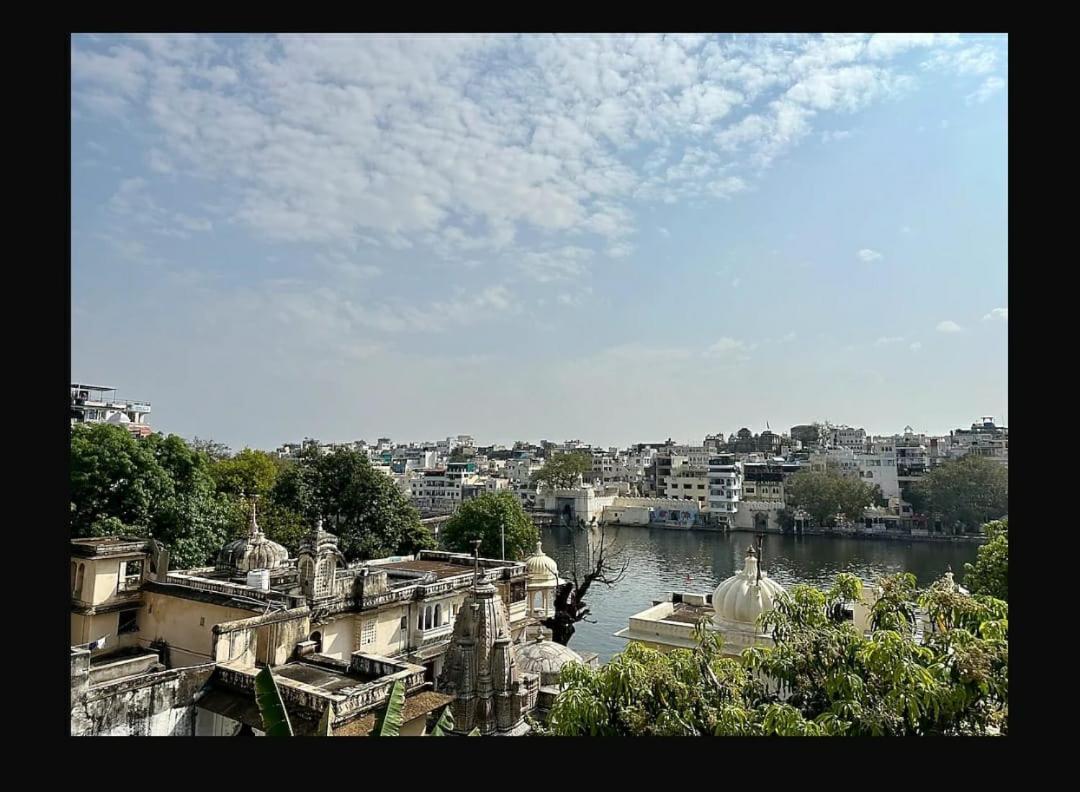 Hotel Shiv Palace Udaipur Esterno foto
