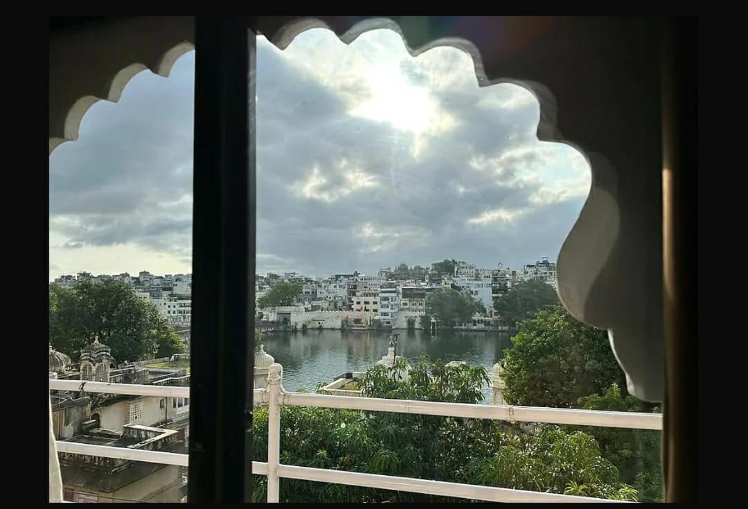 Hotel Shiv Palace Udaipur Esterno foto